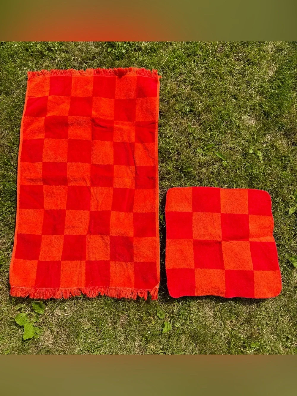 Vintage MCM Fieldcrest CHECKERBOARD Hand Towel Red Orange Cotton Washcloth 2 pc